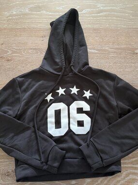 Juniors Revelation black/white long sleeve hoodie 06 size Small